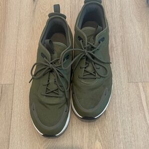 Nike Dark Green Sneakers